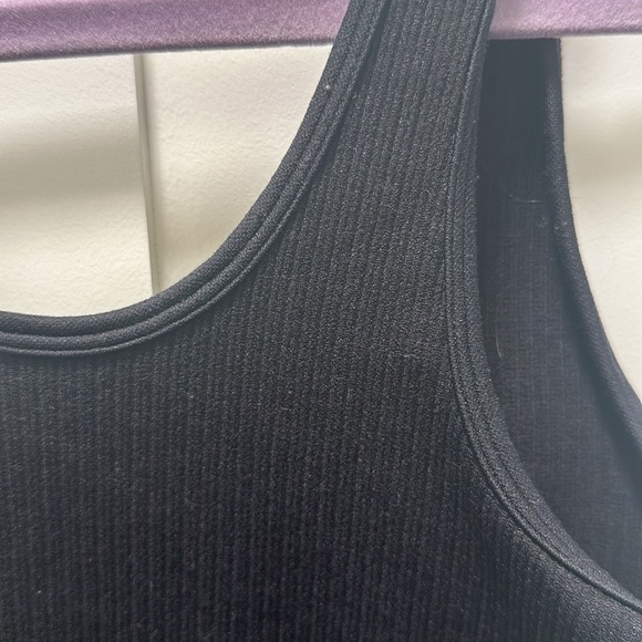 Target ribbed tank - Picture 2 of 2